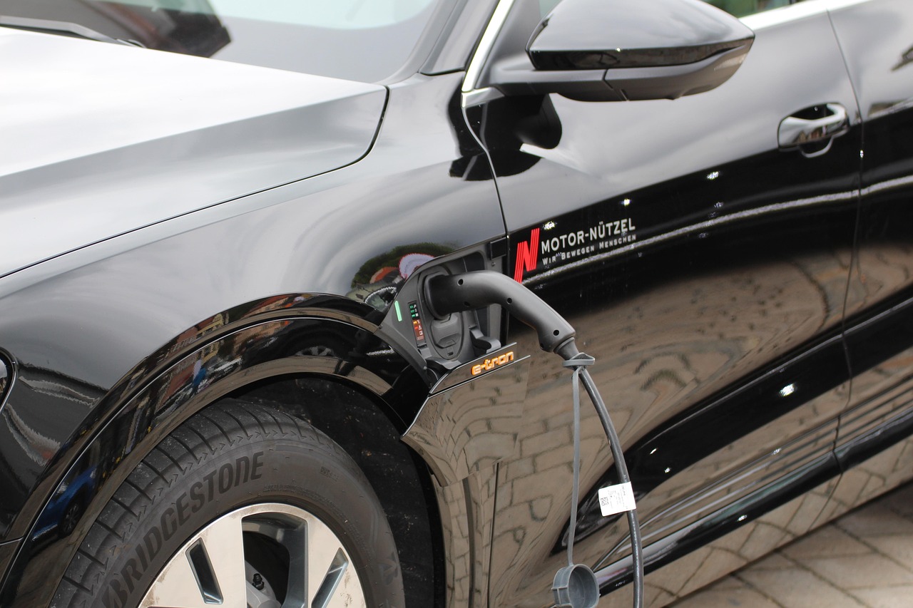 entdecken sie die zukunft der mobilit&auml;t mit e-mobility &ndash; umweltfreundliche, innovative und effiziente elektrische transportl&ouml;sungen f&uuml;r eine nachhaltige welt.